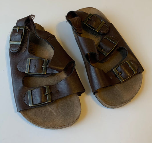Boys Shoes 6 Old Navy Brown Sandals