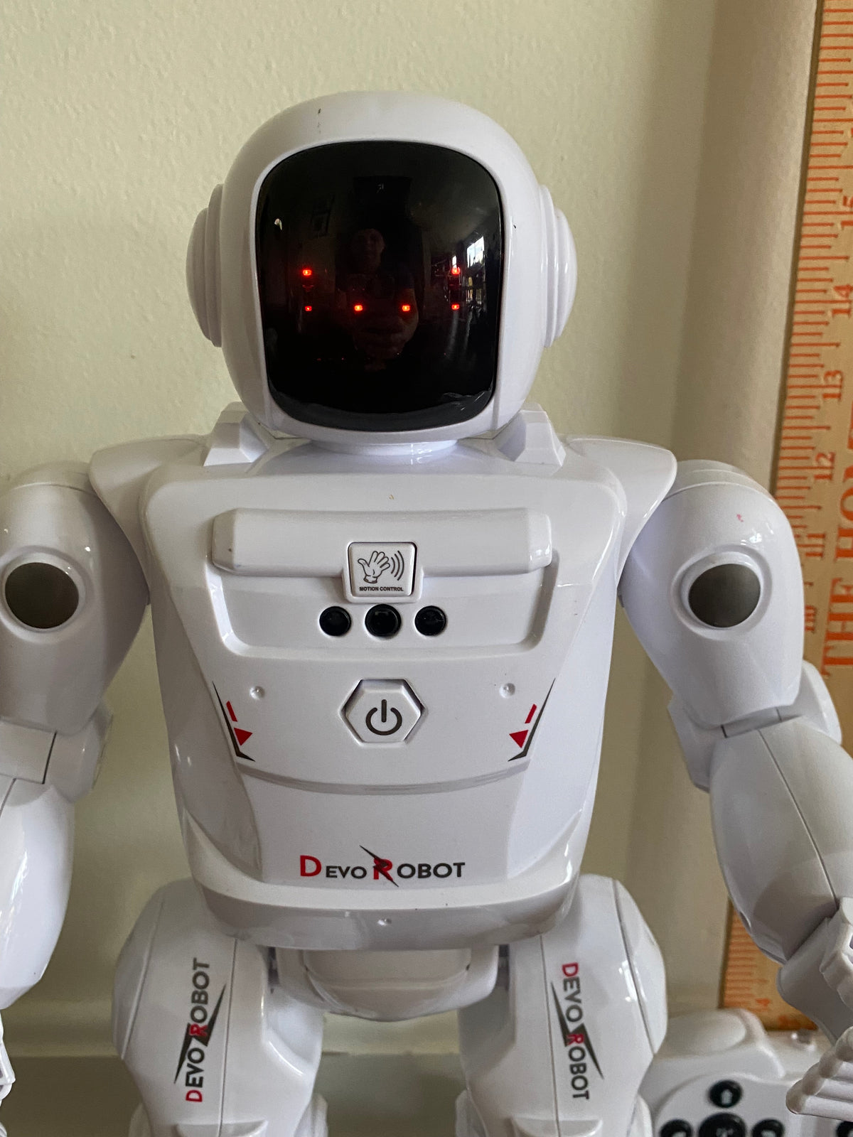 Seller 59 RC dancing robot