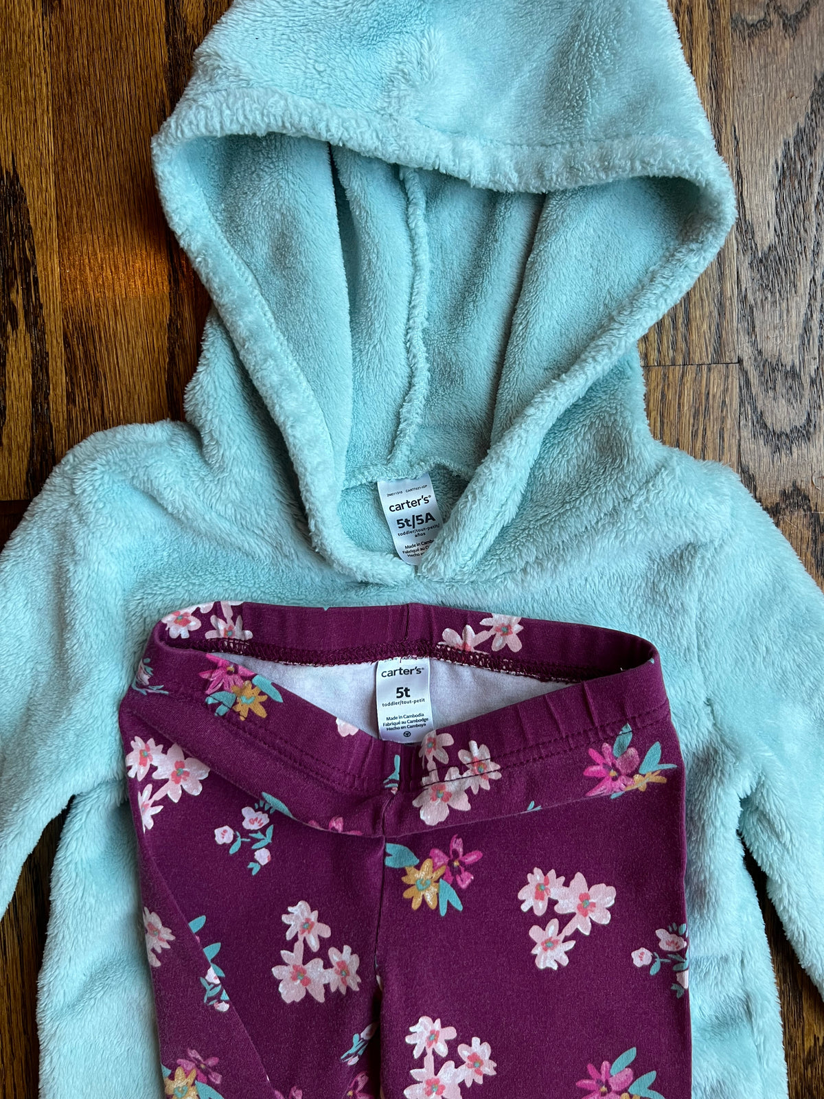 Seller #115 - Carter’s Girls 5T Teal Fuzzy Hoodie with Burgundy Floral Leggings, VGUC/GUC
