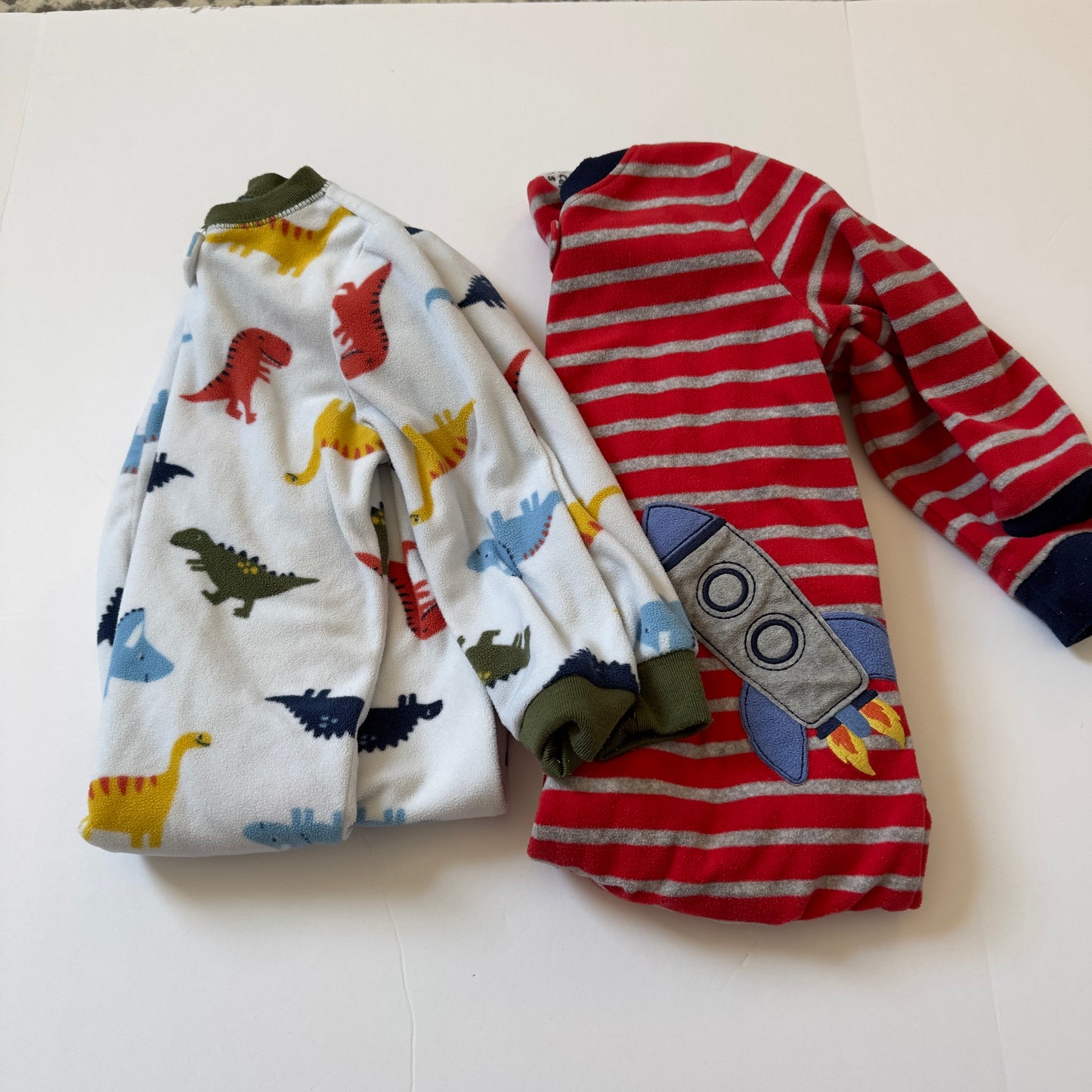 #86B Carters Fleece PJ Bundle Boys 2t