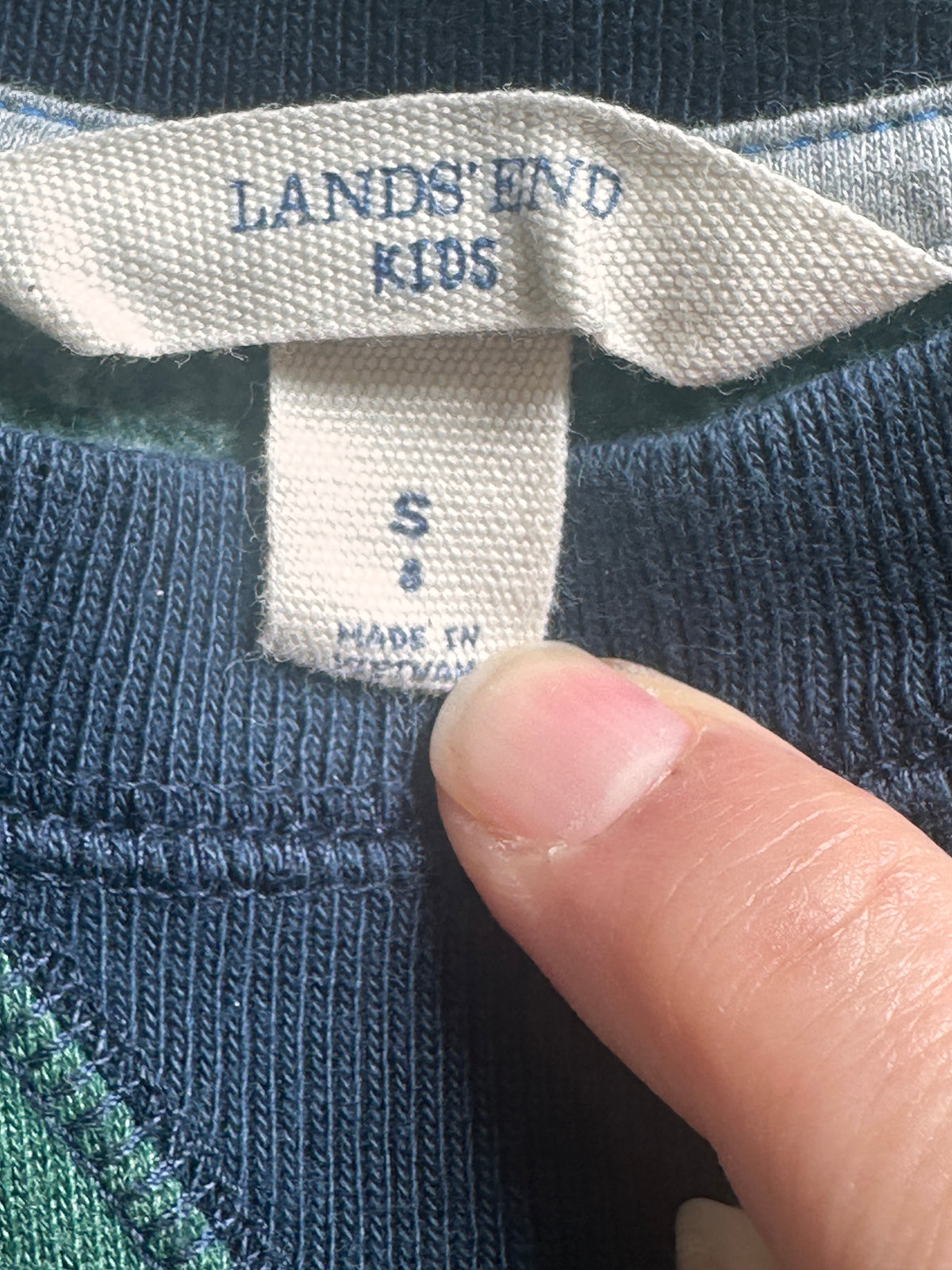 #163 Lands' End Sweatshirt - size S (8) - EUC