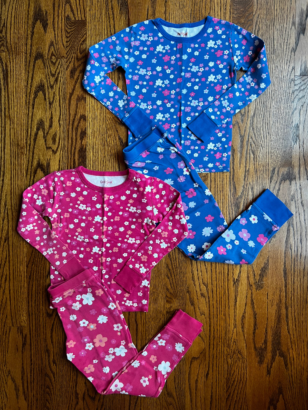 Seller #115 - Cat & Jack Girls 8 Pink & Blue Flower Pajamas, 2 Pairs (GUC)