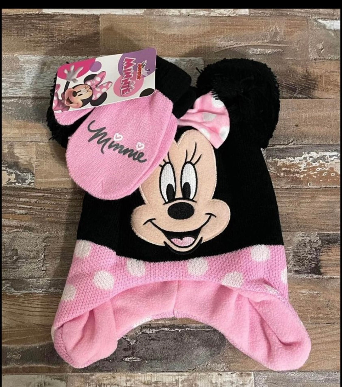 #13 New 2-4 T Minnie Mouse winter hat and glove