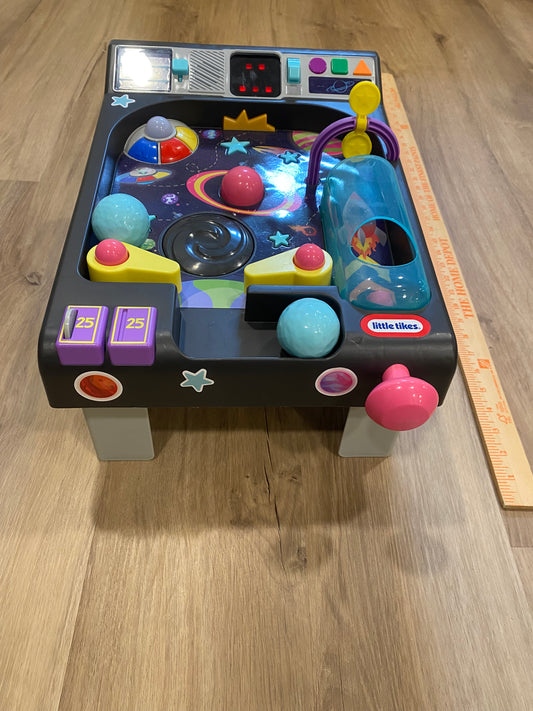 Seller 59 Little Tikes pinball machine