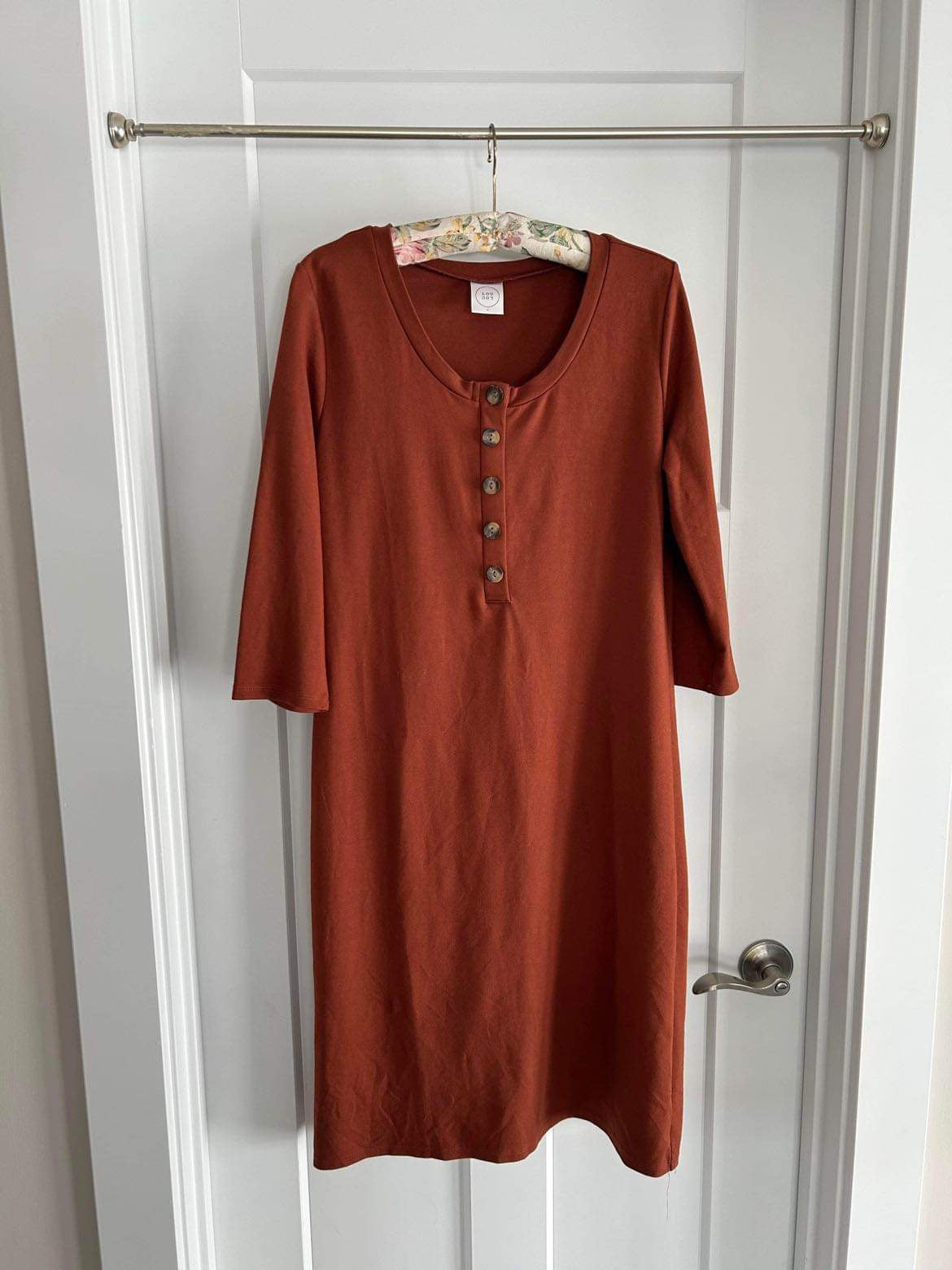 Size Medium Women’s Lou Lou & Company Copper Everyday Dress