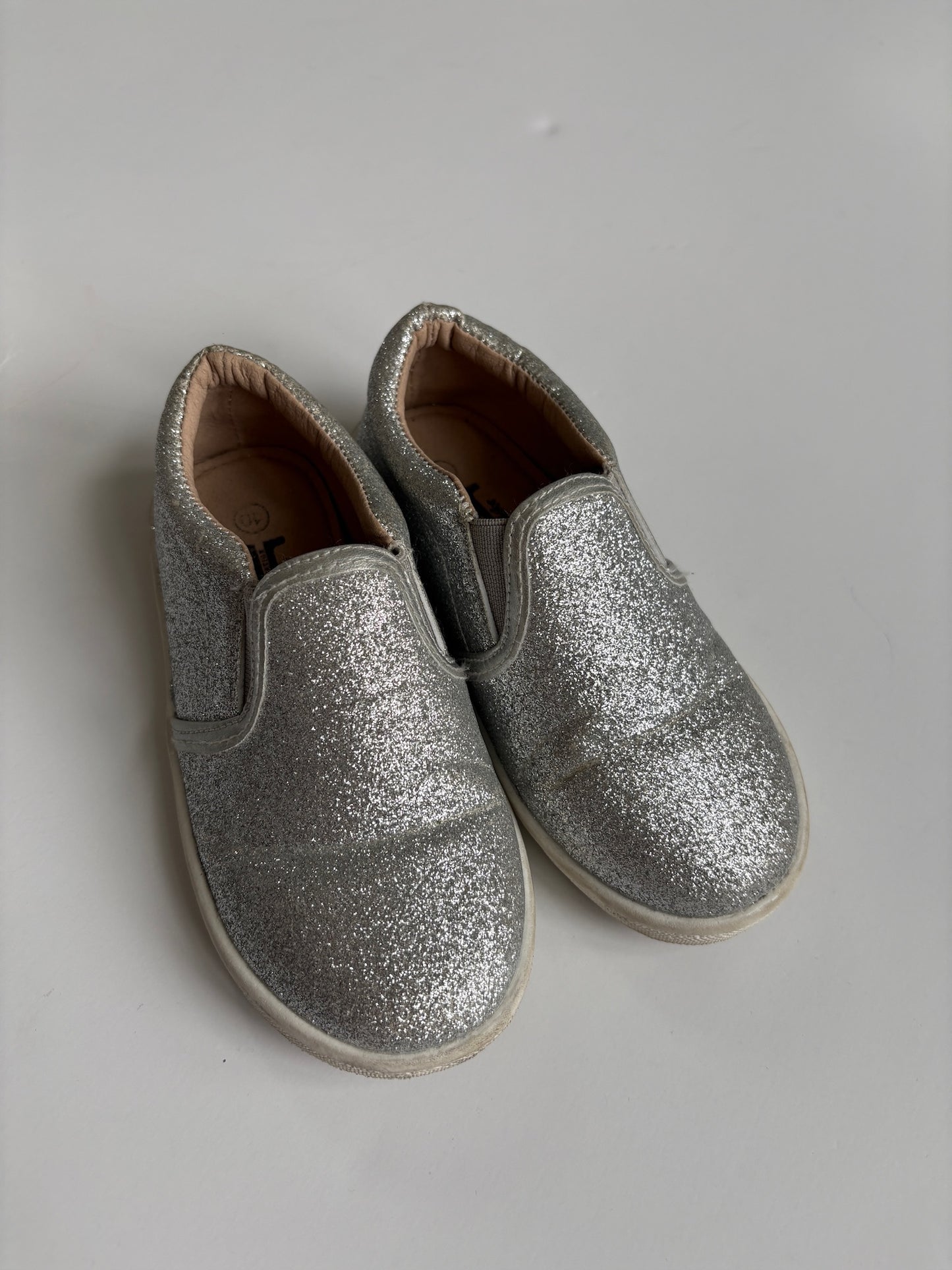Seller #105 - Size 10c Girls Silver Sparkle Tiny Toes Nation Slip On Shoes GUC