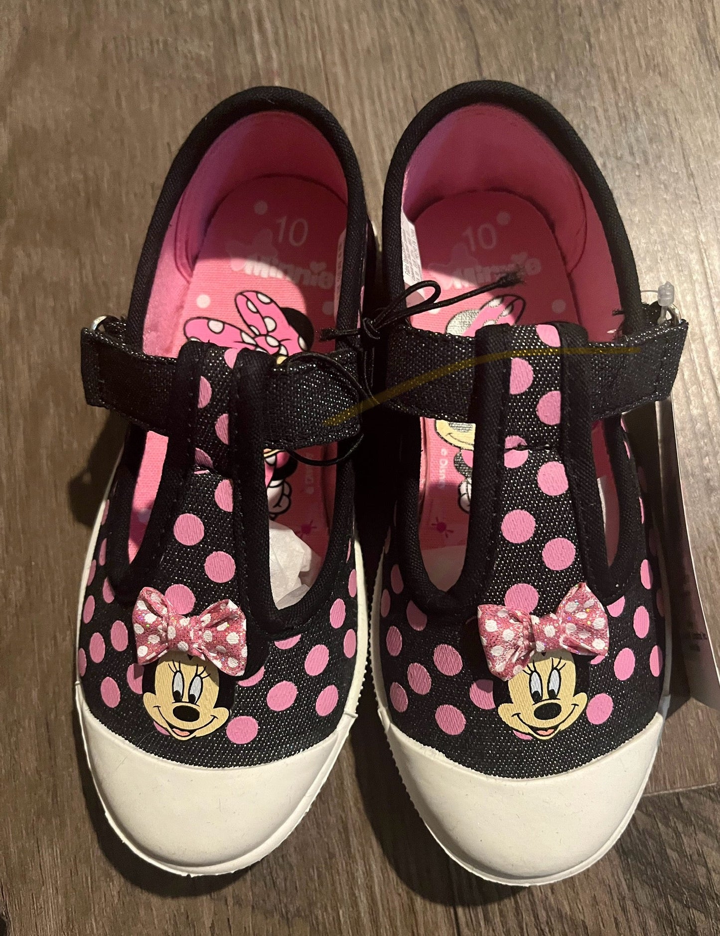 #13 New girl shoes size 12 Minnie Mouse Disney