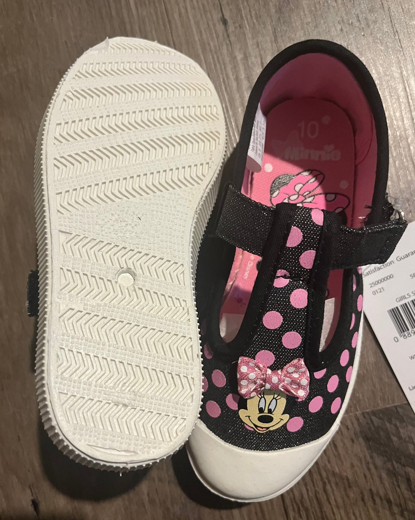 #13 New girl shoes size 10 Minnie Mouse Disney