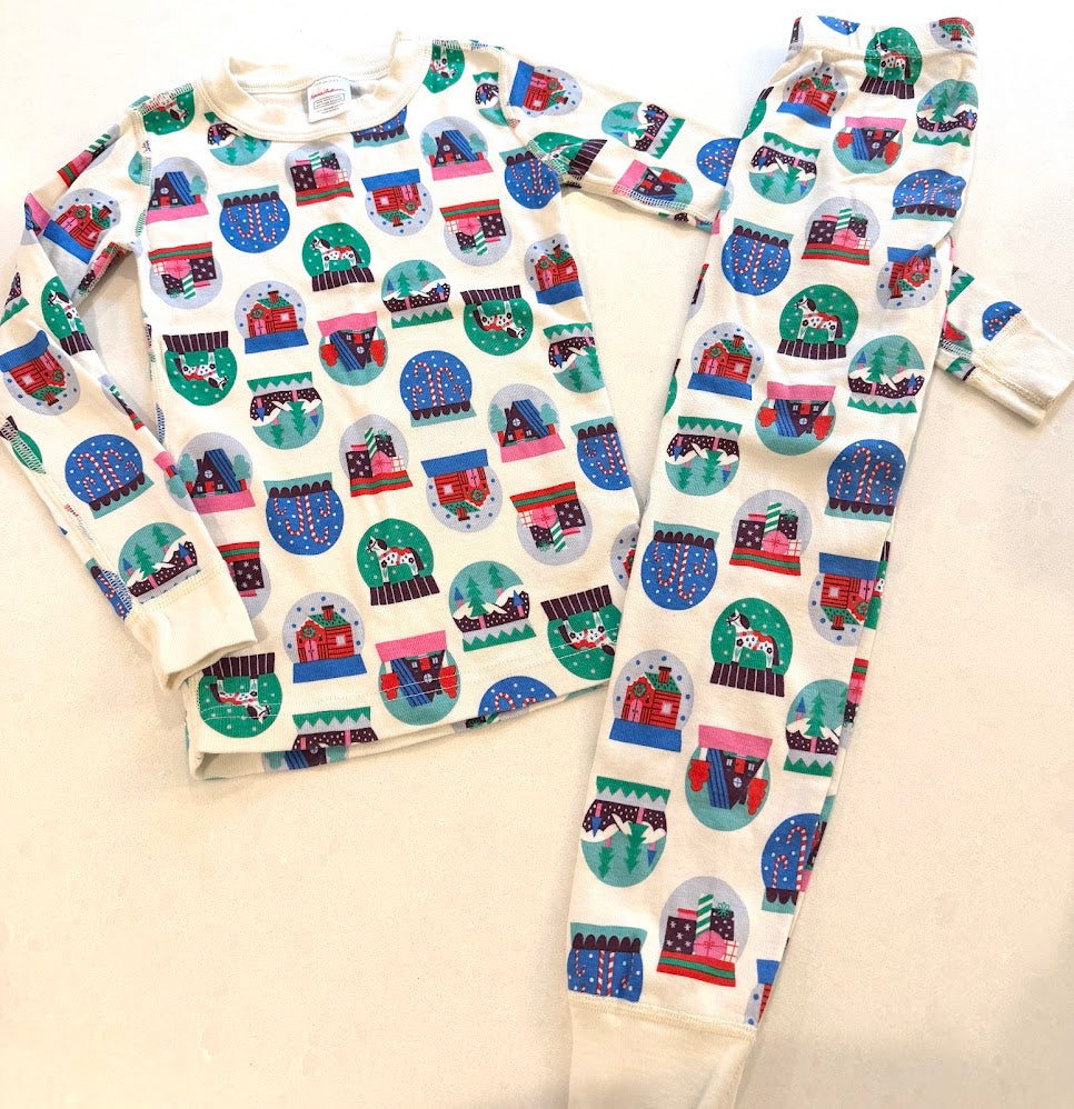 #9 Kids Size 5 Hanna Andersson Winter Snowglobe Pajama Set EUC