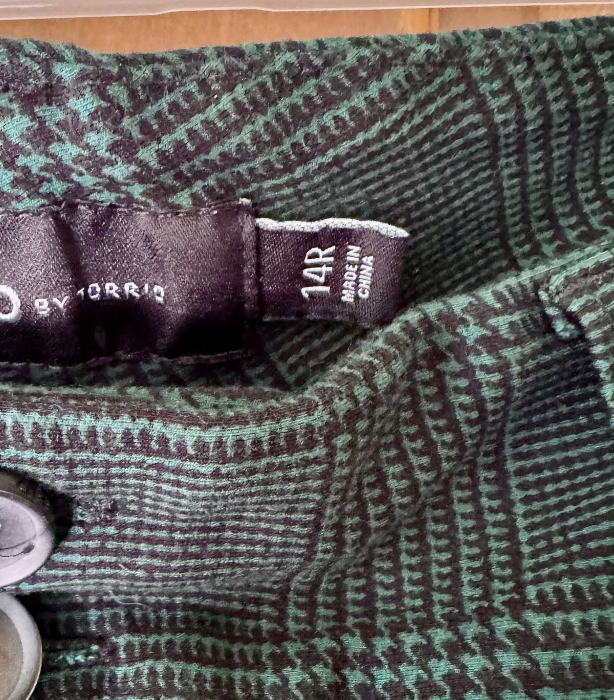 #129 EUC Studio by Torrid 14R Dark Green and Black Dress Pants