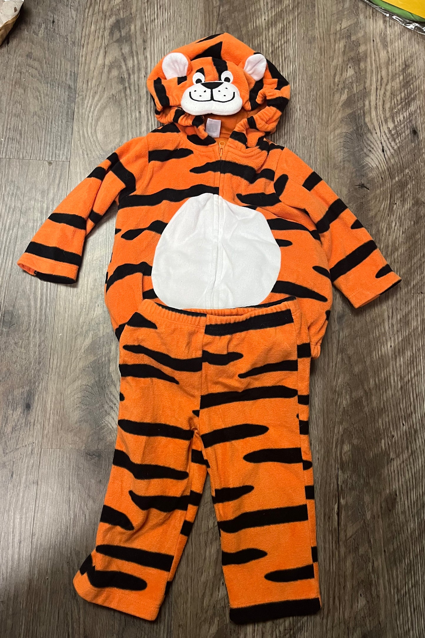 #13 VGUC 12 Month girl boy baby tiger costume zoo Halloween