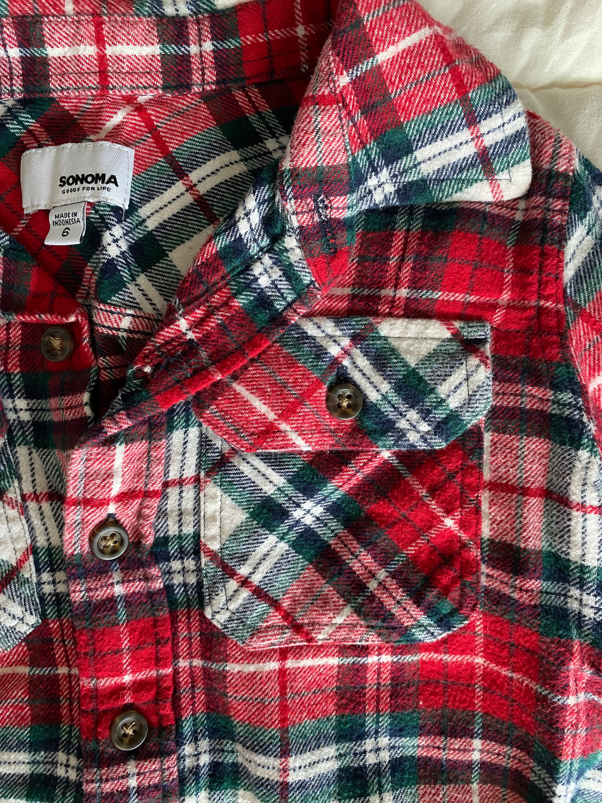 #59 Sonoma boys 6 black and red flannel shirt