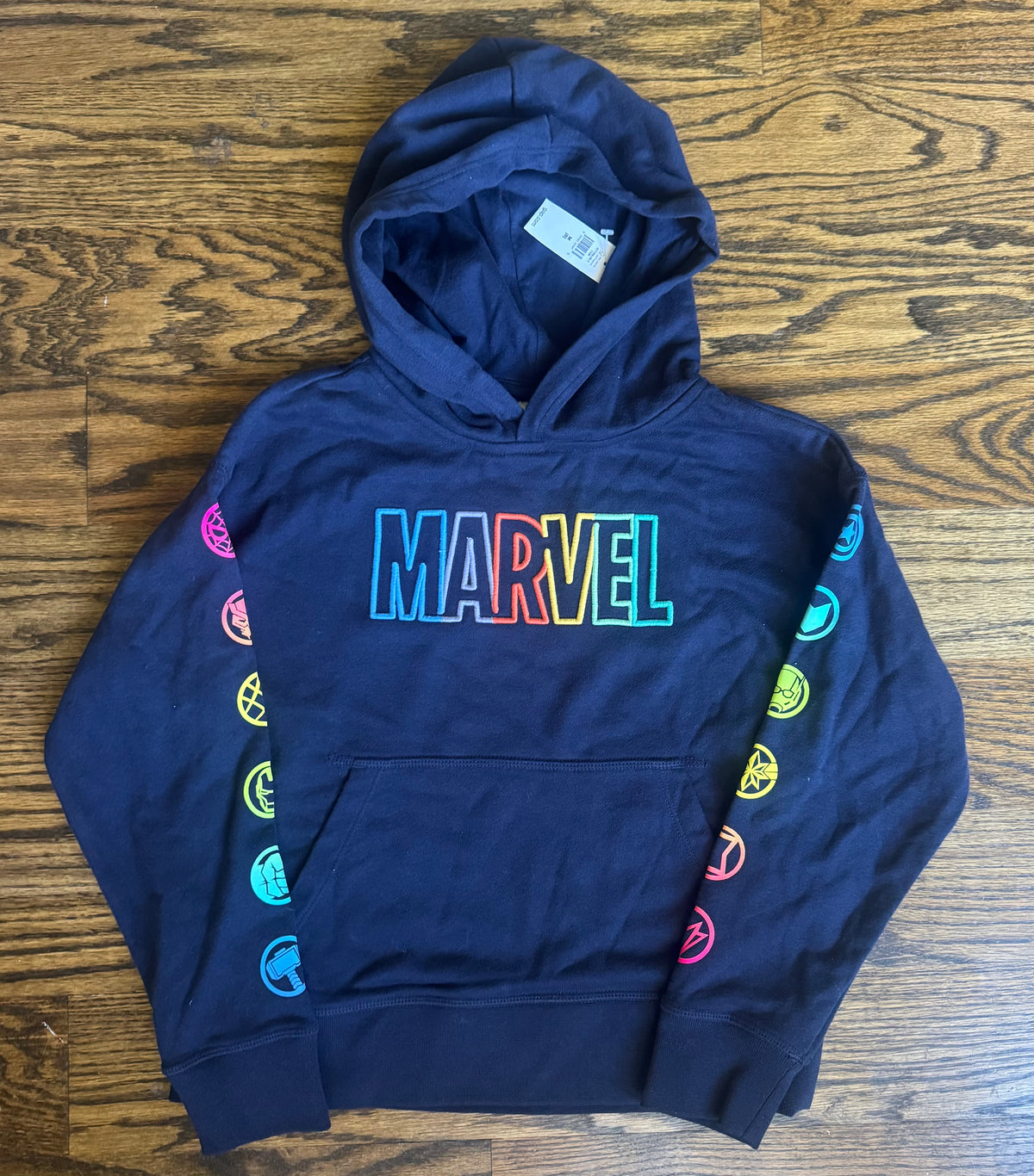 #75 Gap Boys Marvel NEW Navy Hoodie, size M