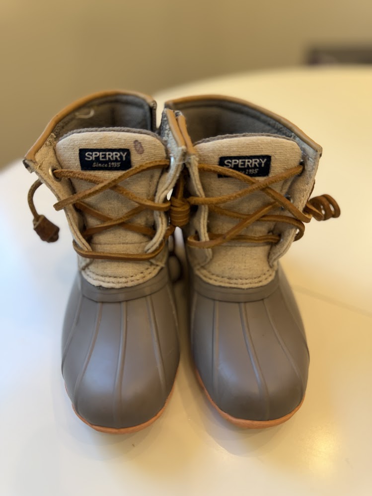 #9 Girls Size 10 Sperry Duck Boots GUC (See photos)