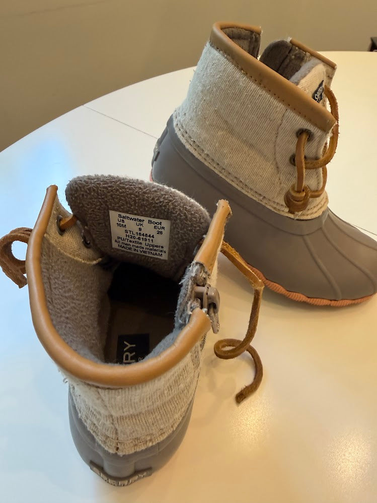 #9 Girls Size 10 Sperry Duck Boots GUC (See photos)