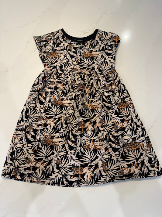 #133 old navy 5T NWOT
