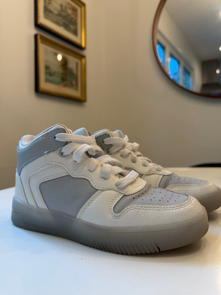 #9 Boys White & Gray Size 2 Gym Shoes; Target VGUC