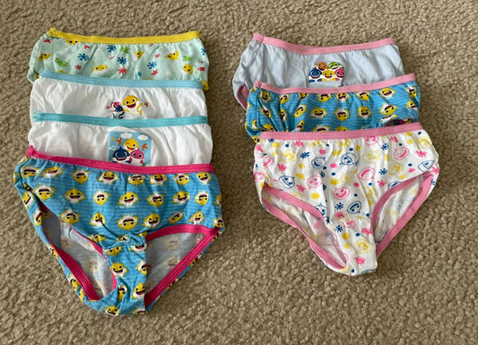 Seller 10- girl 4T baby shark underwear