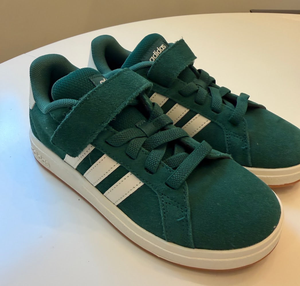 #9 Boys Size 2 Green Adidas Grand Court *NEW* with Stickers