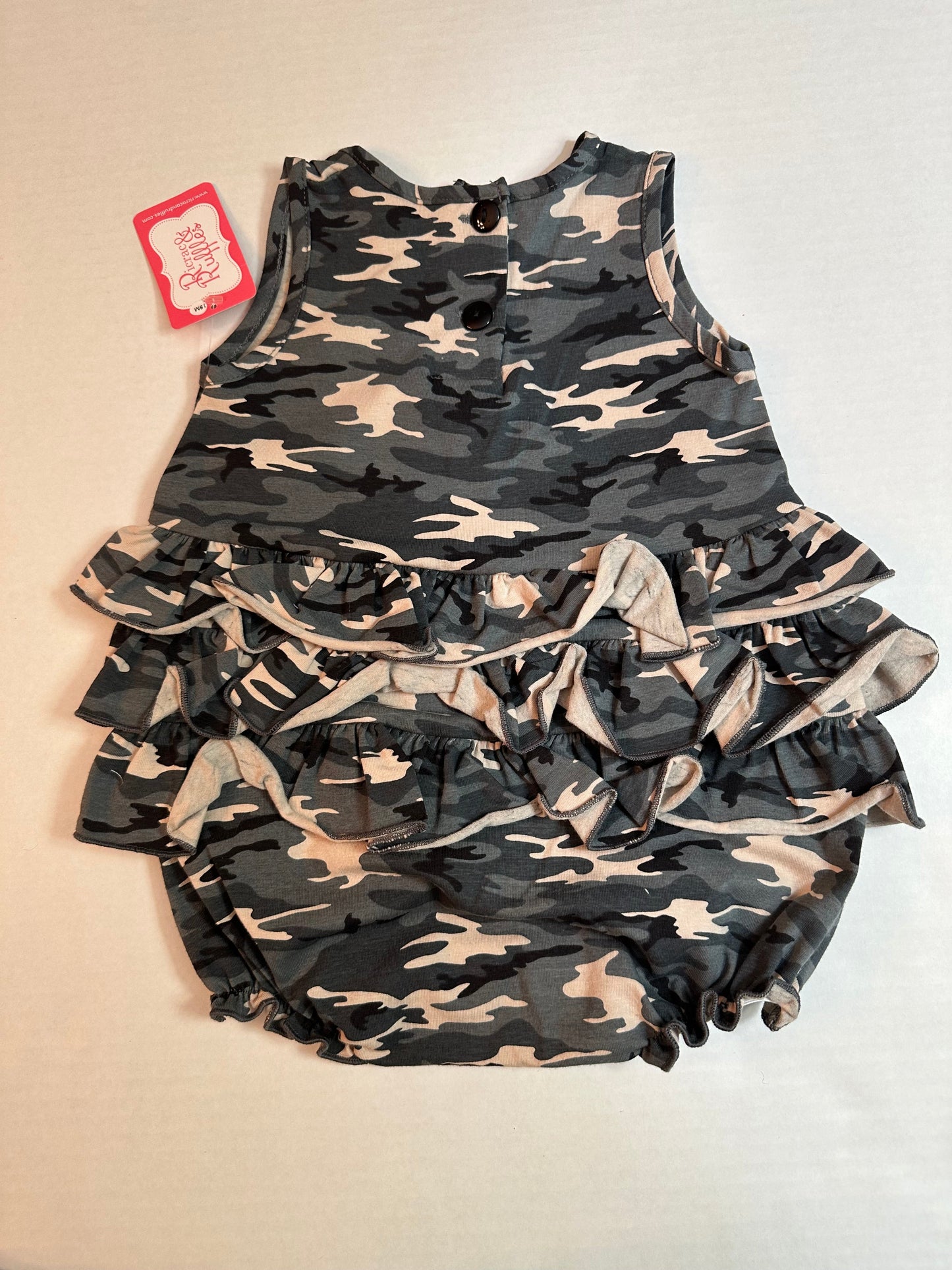 #88 nwt 18M knit camp bubble ric rac and ruffles