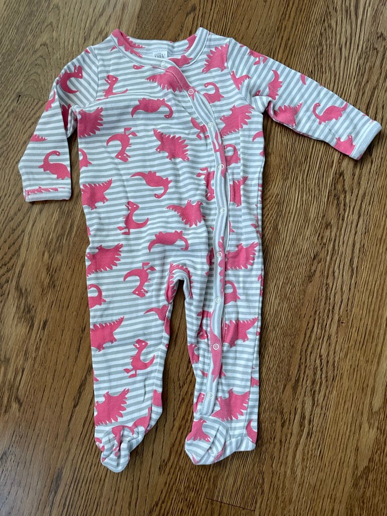 #57 Girls Nordstrom Baby pink dino sleep onesies, 0-3 months