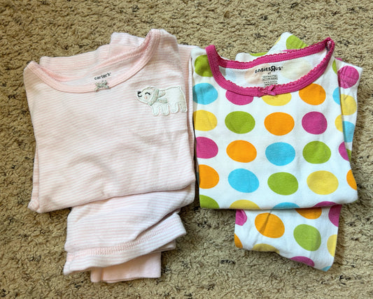 Seller 120, VGUC Girls 4T Pajamas
