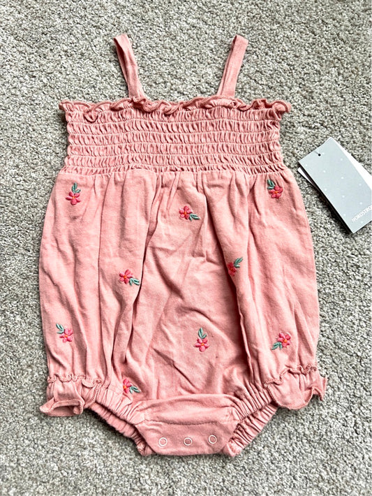 Girls 3mo flower outfit, NWT