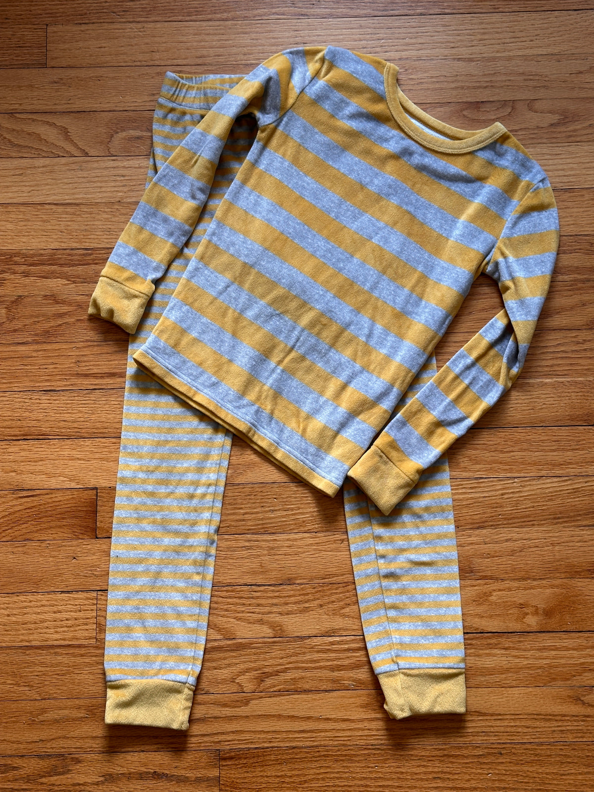 #163 Cat & Jack Super Soft Yellow & Gray Stripe Pajamas - size 8 - EUC
