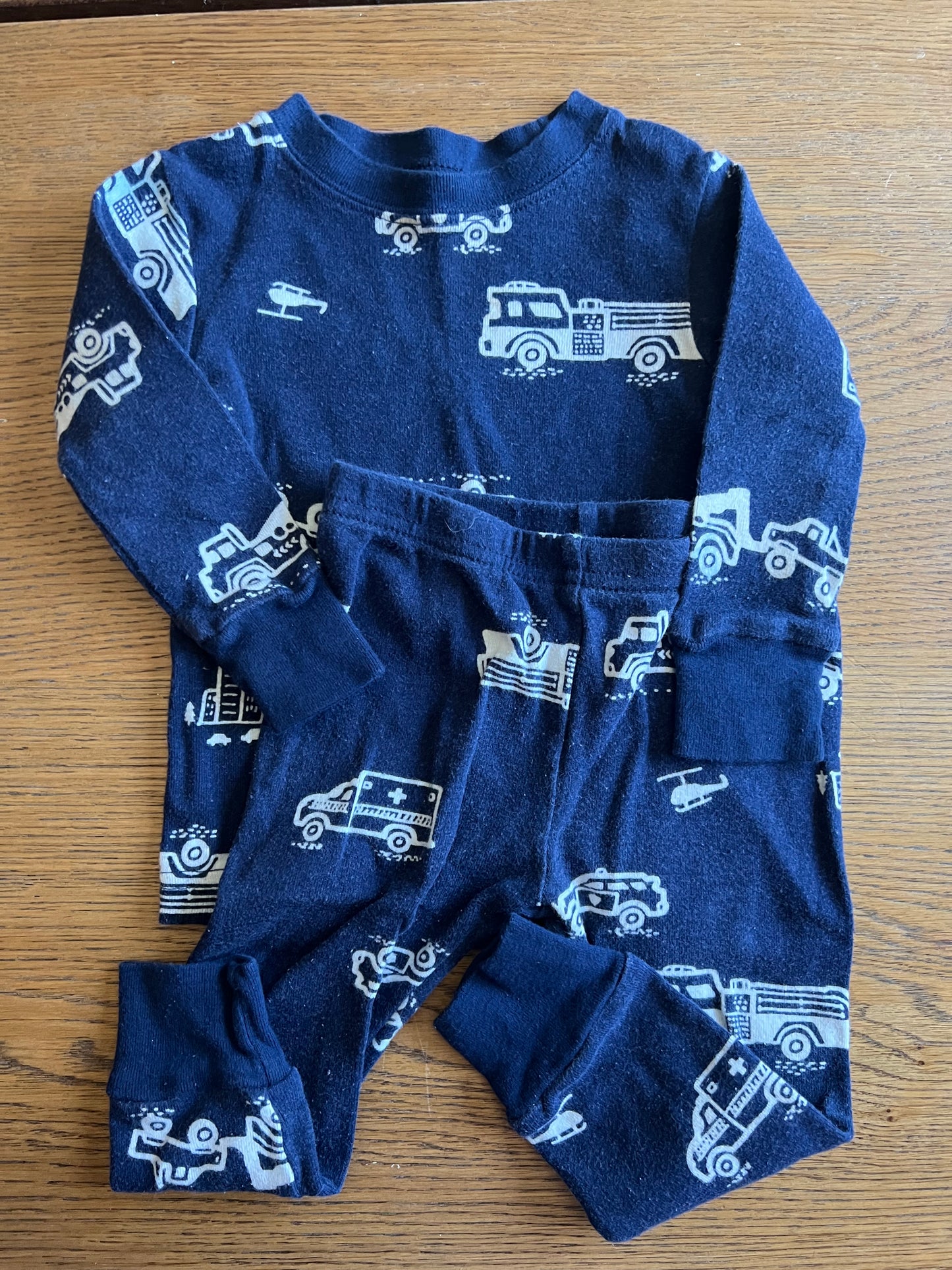 Carter’s vehicles 2pc pajamas 12 months