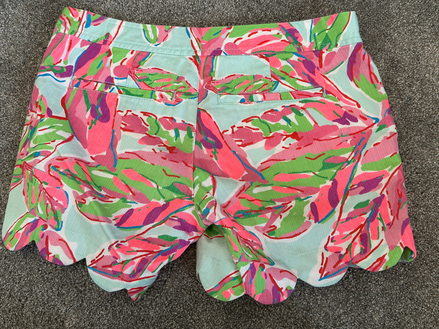 Lilly Pulitzer Sz 0 Buttercup Shorts Pink Teal Scalloped