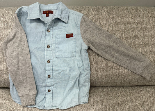 #59 7 for all Mankind button-down (light wash denim + gray cotton sleeves) - Boys 4T