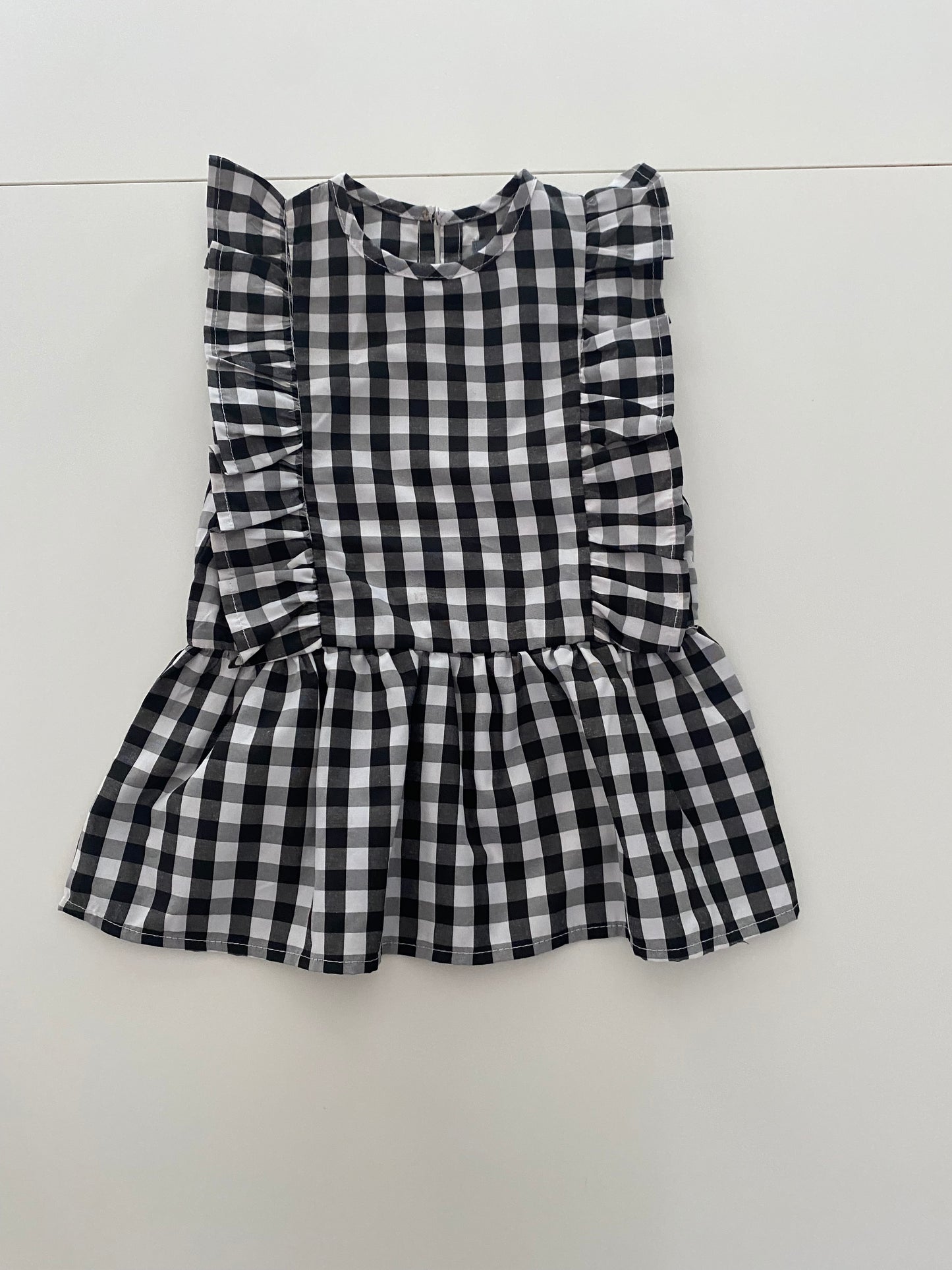 #84B-ATUN black checkered tunic and Amazon Pumpkin long sleeved dress, Girls 12-18M, VGUC