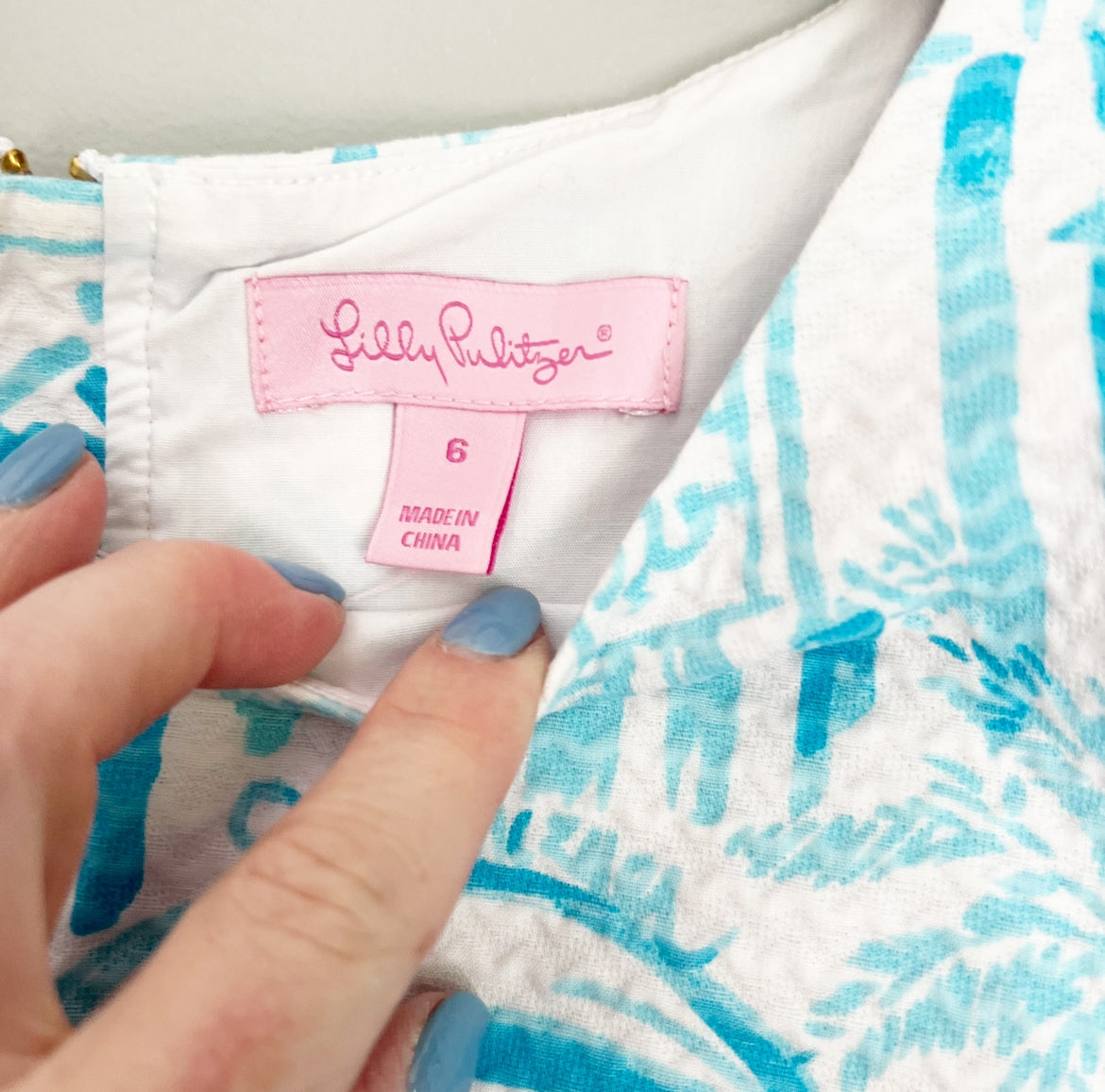 Seller 196 Lilly Pulitzer La Via Loca two piece set size 6