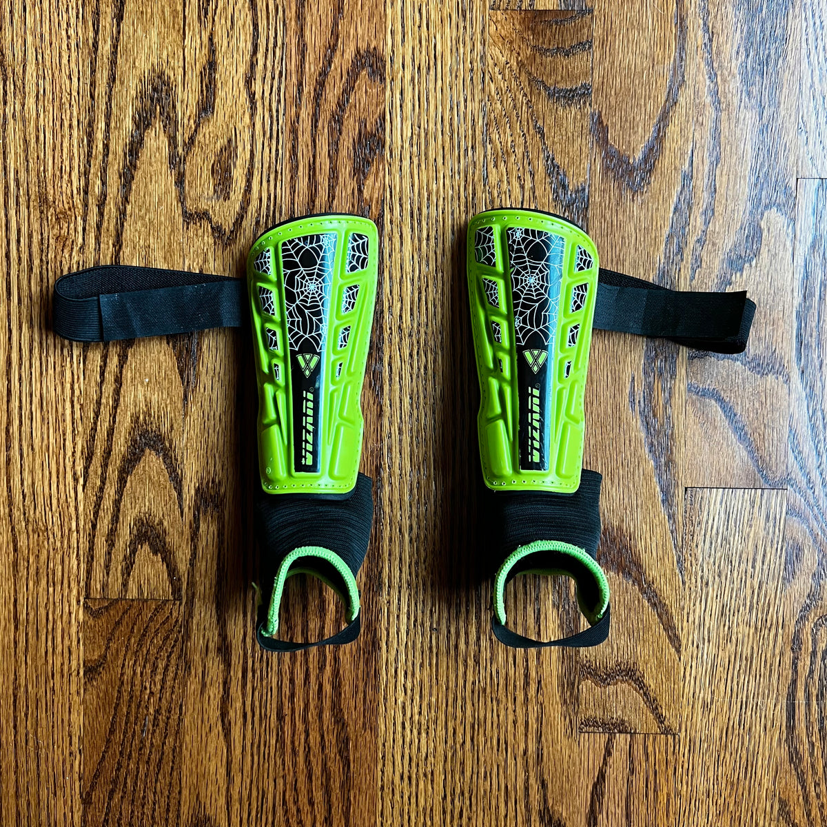 Seller #115 - Boys XS Bright Green & Black Soccer Shin Guards, GUC