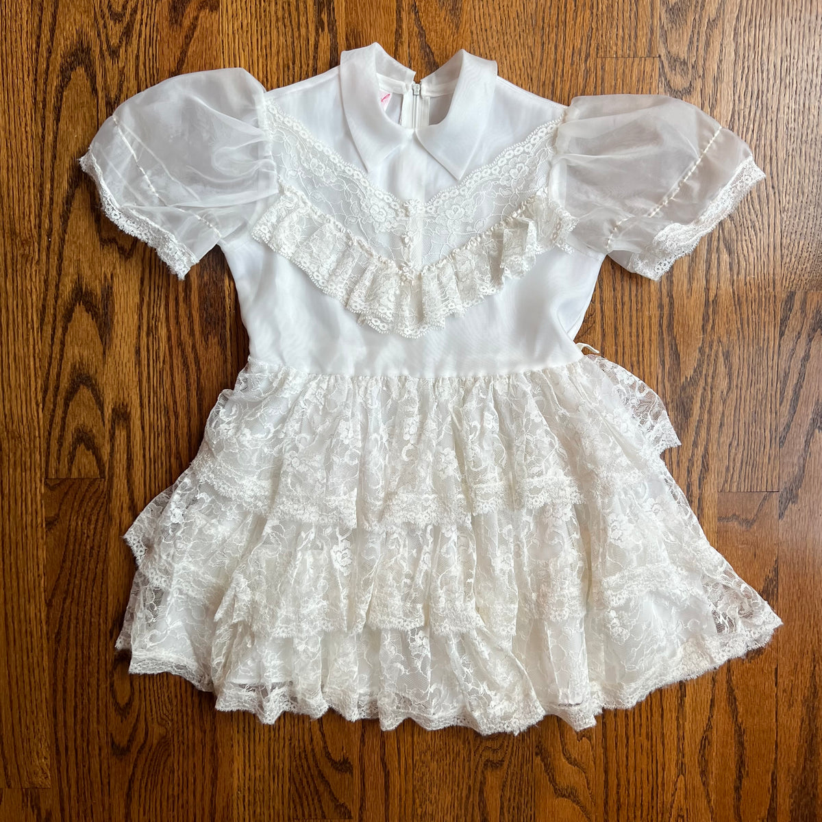 Seller #115 - “Merry Girl” Size 6 White Lace Party Dress (Costume/Dress Up), GUC