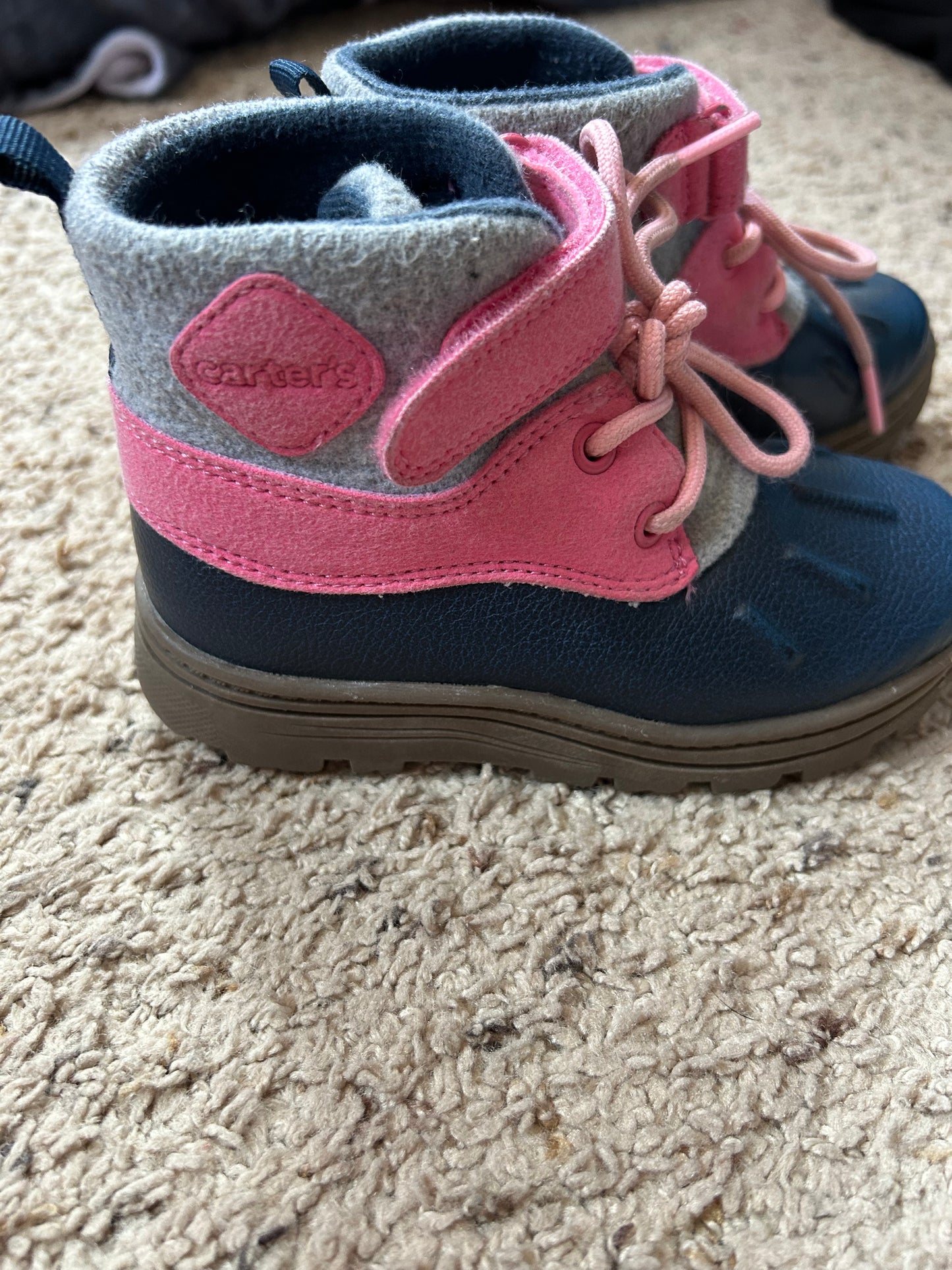 Seller 120 Carters girls winter boots size 10. VGUC