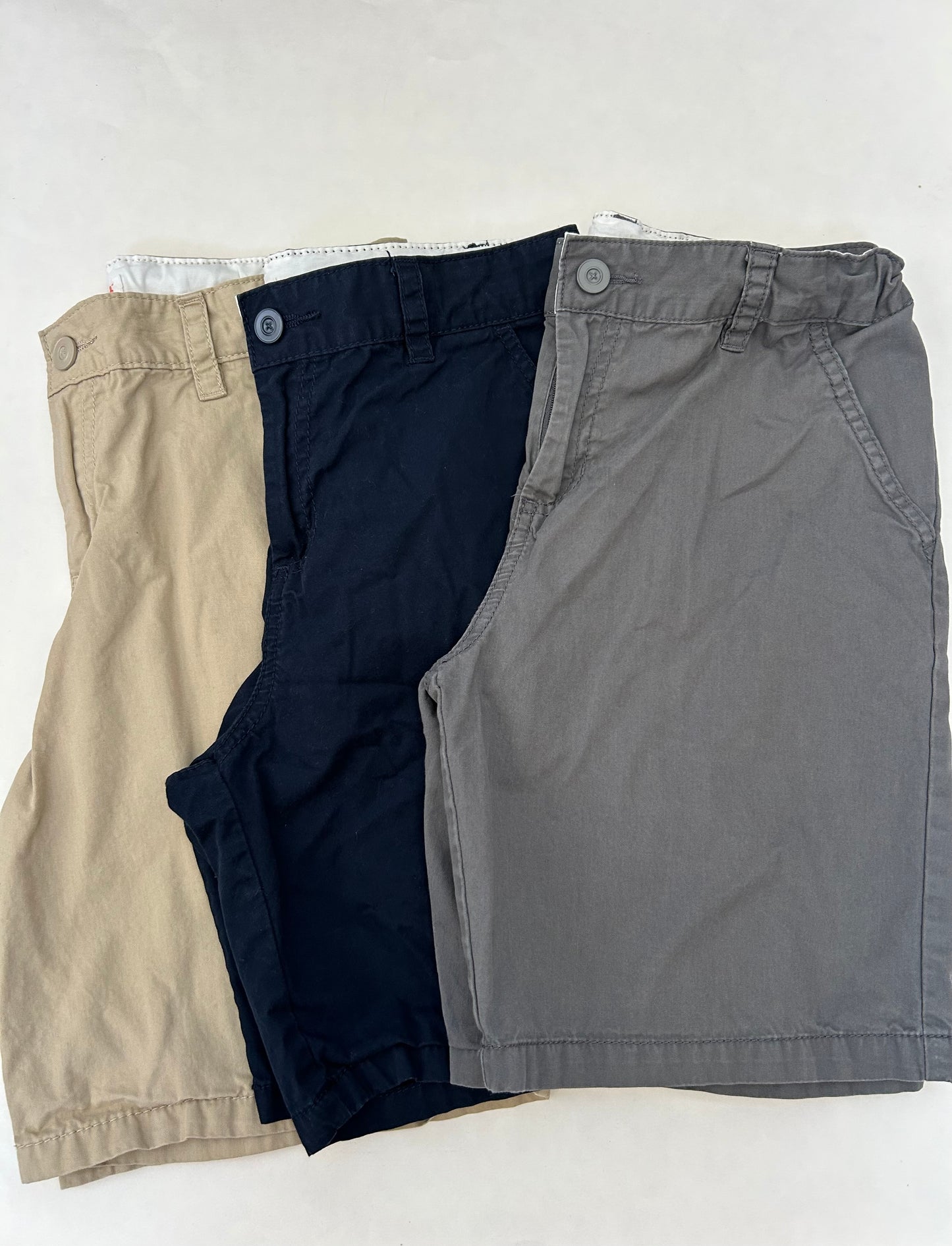 #6 Boys size XL (14) Cat & Jack adjustable waist gray/navy/khaki shorts