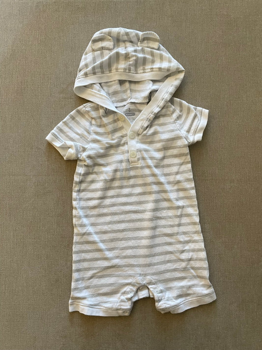 Seller #12 Gender Neutral | Old Navy | White and Gray Stripe Swim Coverup | Size 18-24 Months