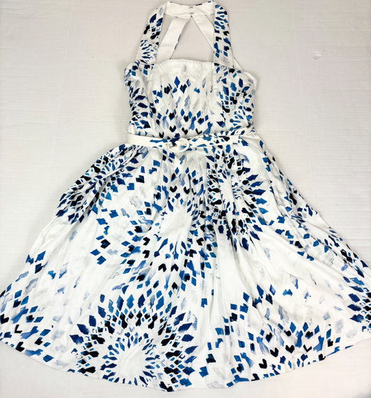 Women O WHBM white blue print twirl dress with pockets