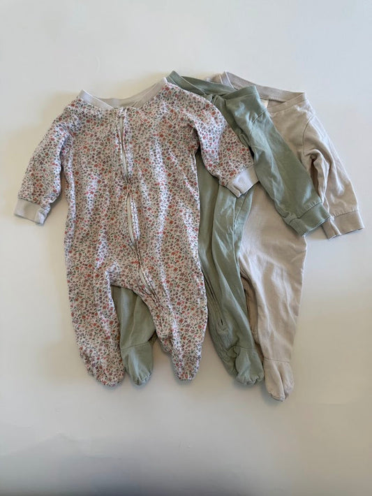 #78 REDUCED H&M 3 Pack Pajamas Girls 3M