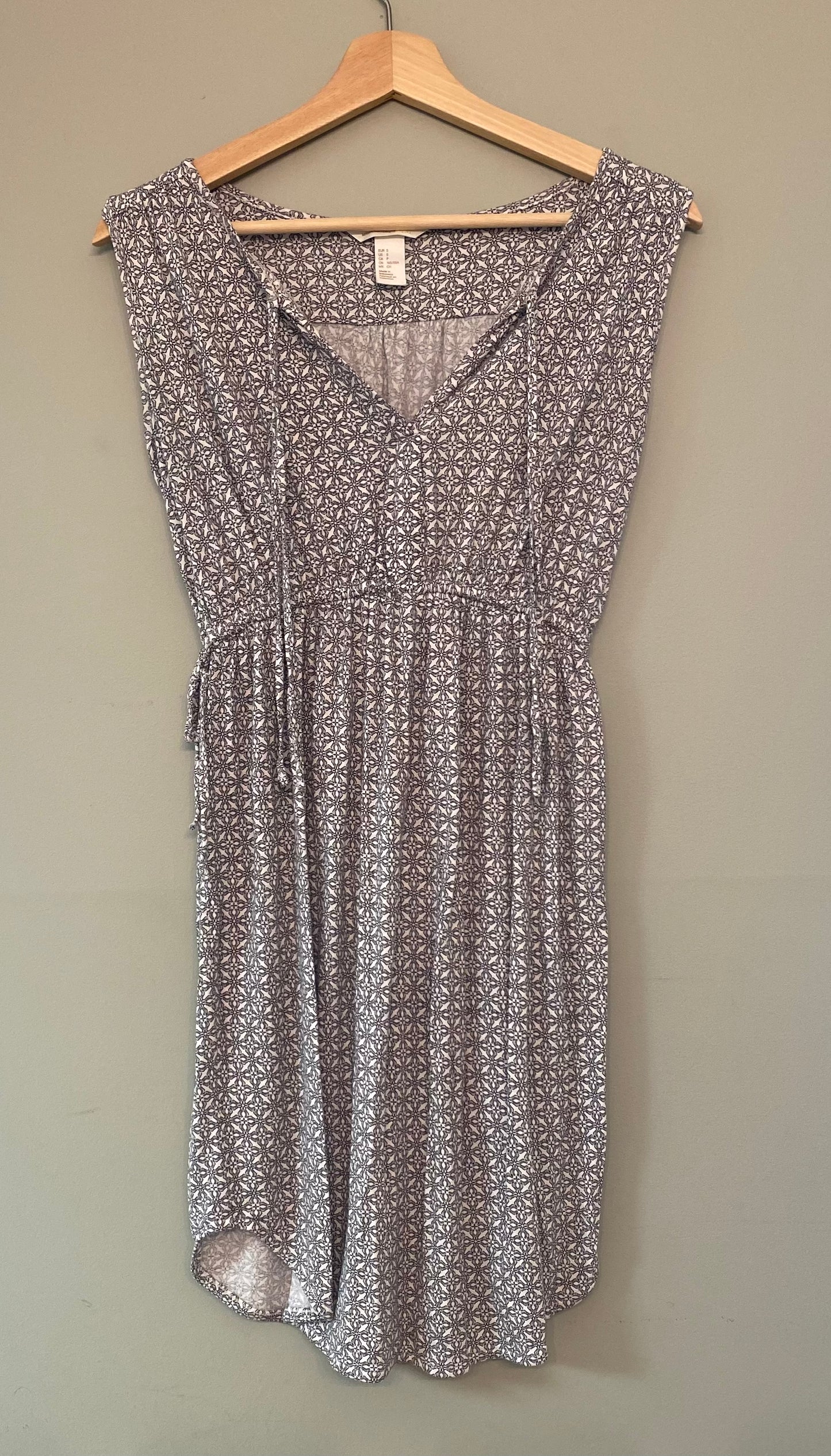 H&M Maternity Small Side Tie Dress