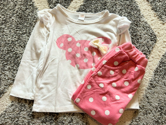 Seller 120, VGUC Minnie Mouse Outfit, Size 2T