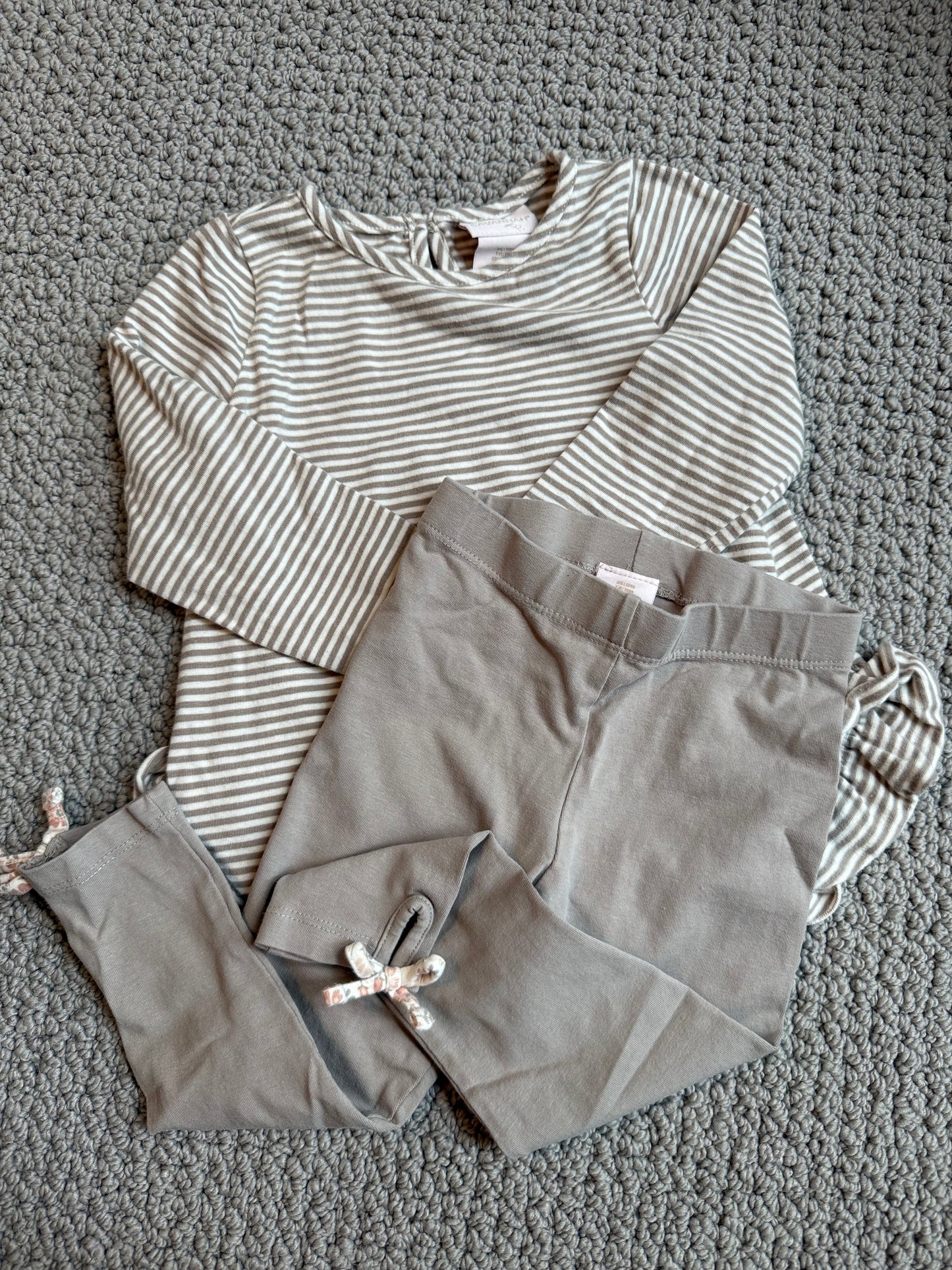 Seller 8 - mix n match girls 18 months shirts/leggings