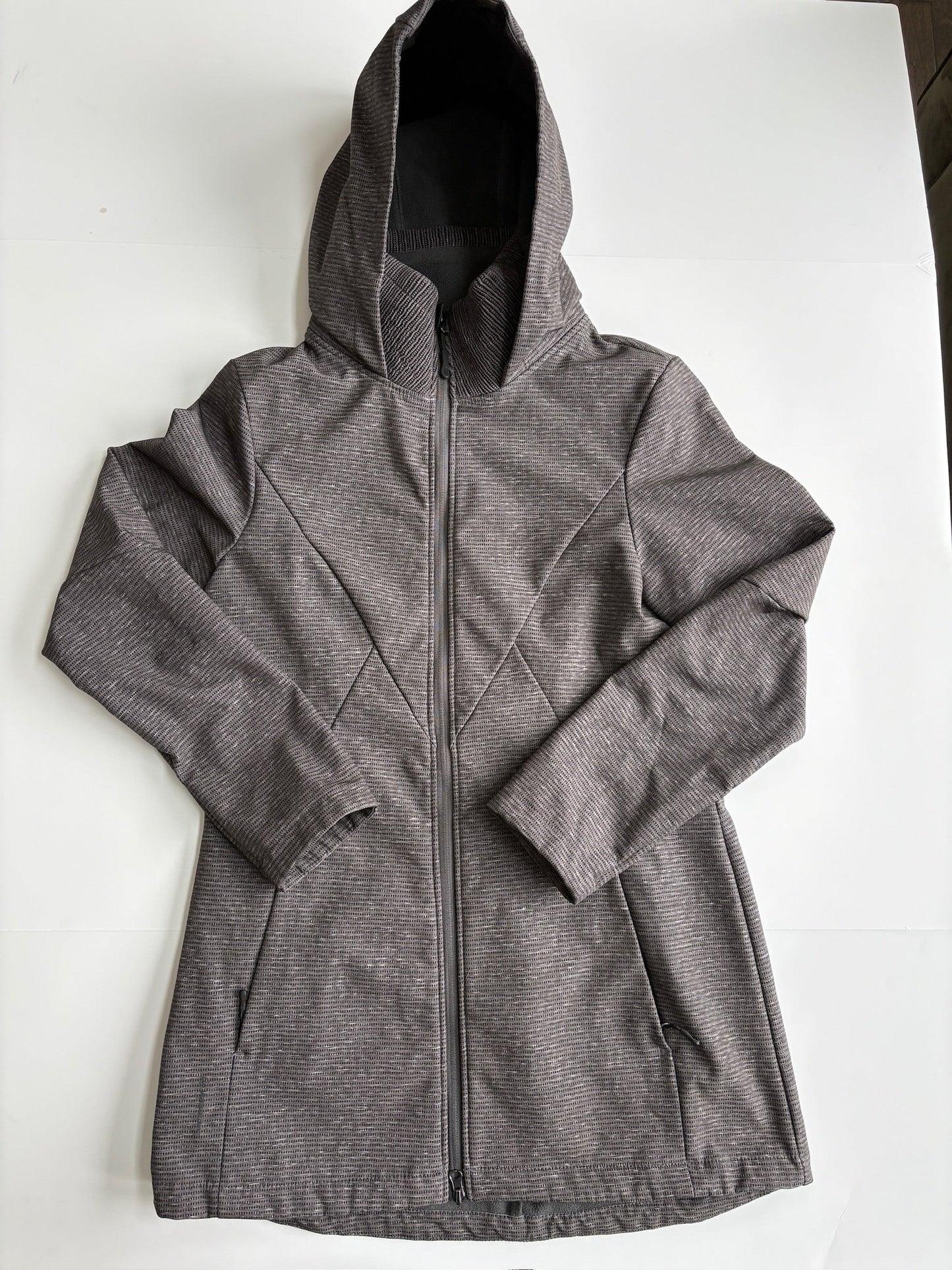 Seller #105 - Size Small Women's Gray Champion Rain Jacket GUC to VGUC