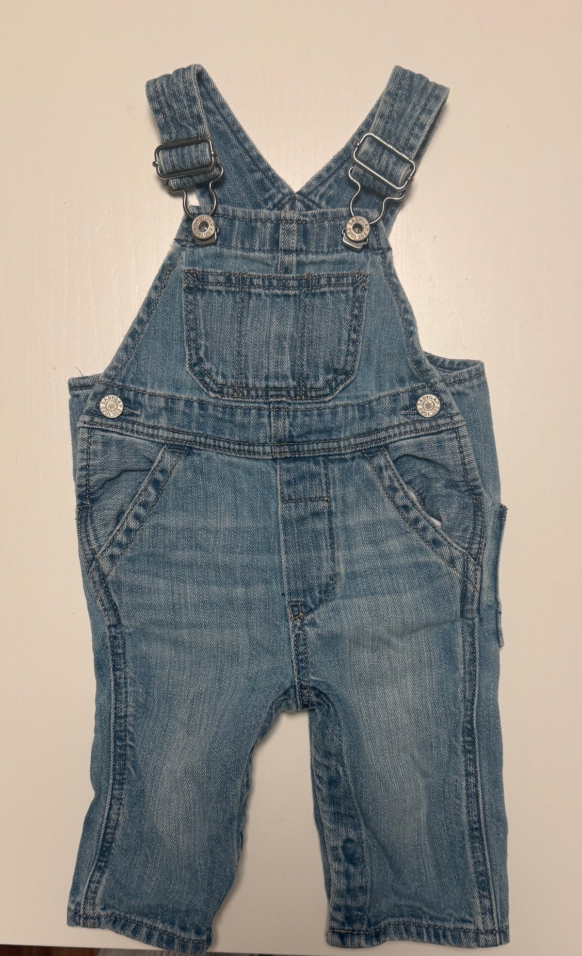 #93 baby GAP denim overalls size 3-6 months