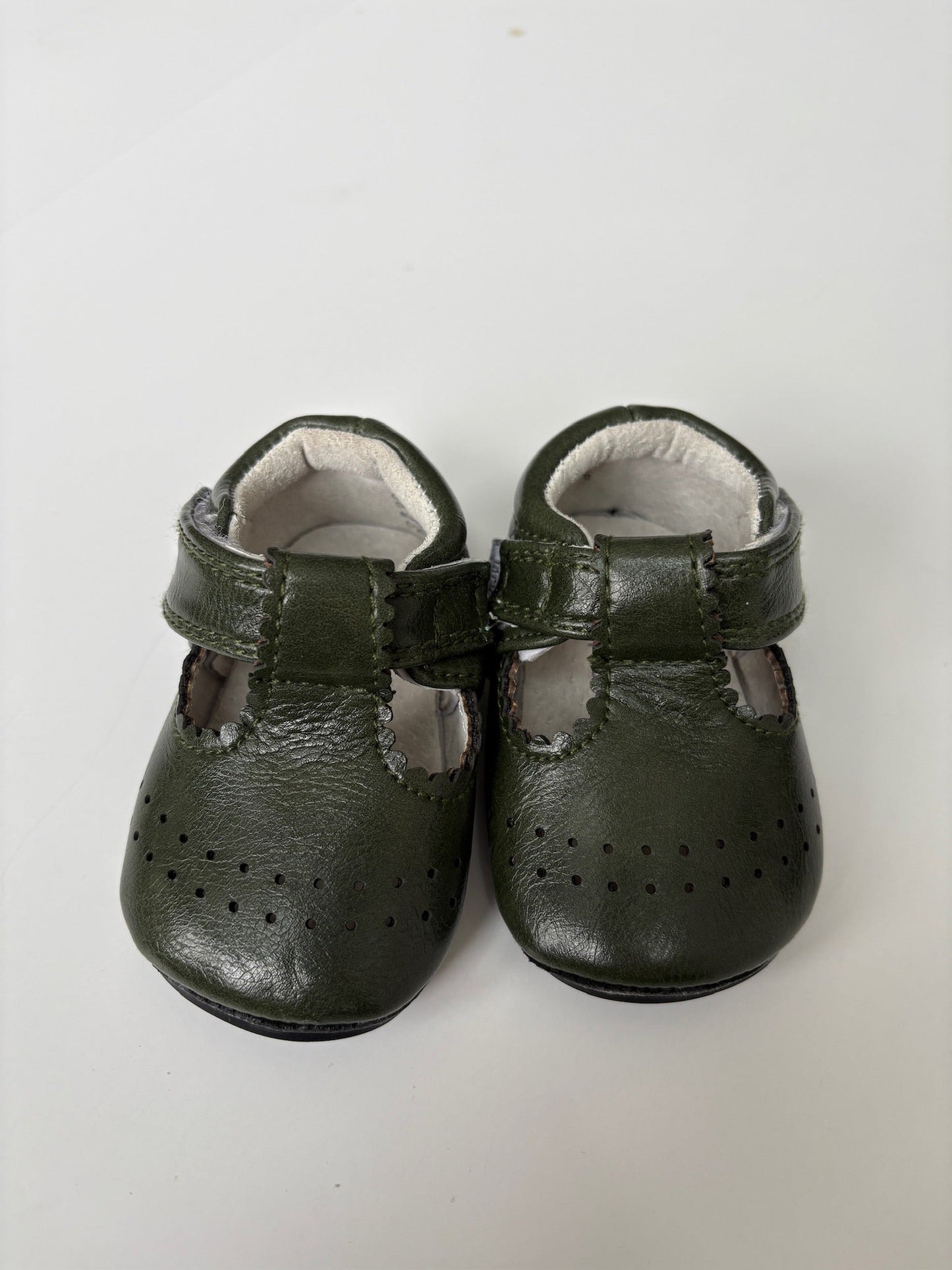 Seller #105 - Size 0-6 Girls Jack & Lilly Green Baby Mary Janes EUC