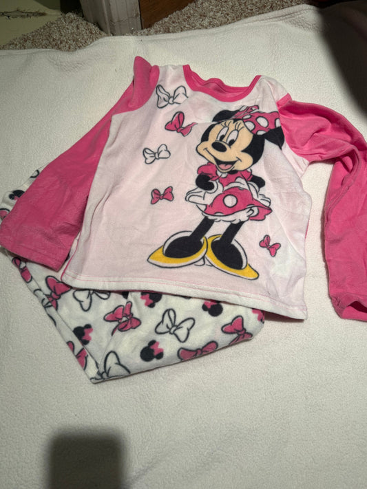 136 NWOT Minnie fleece pjs SUPER SOFT size 8