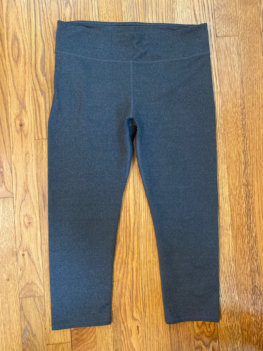 Seller #168 Fabletics Women’s Medium Gray Workout Legging