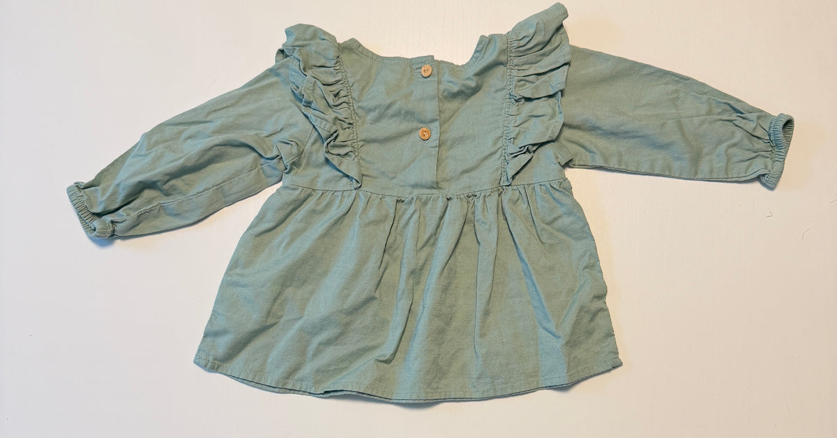 #93 H&M baby girls top size 3-6 months