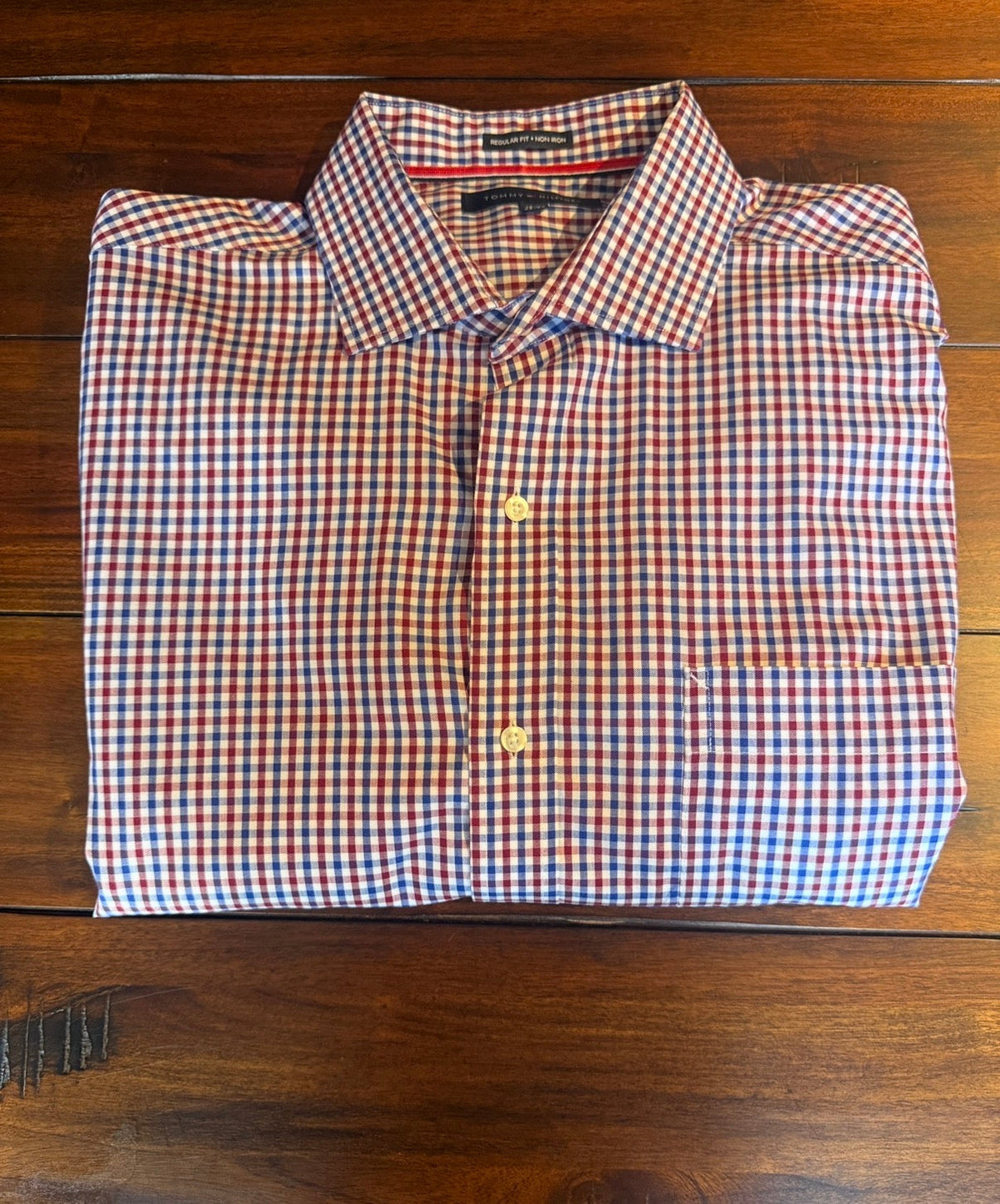 #51 REDUCED Men’s L (16.5 Neck 32-33” Sleeve) Tommy Hilfiger Classic Fit Button Down